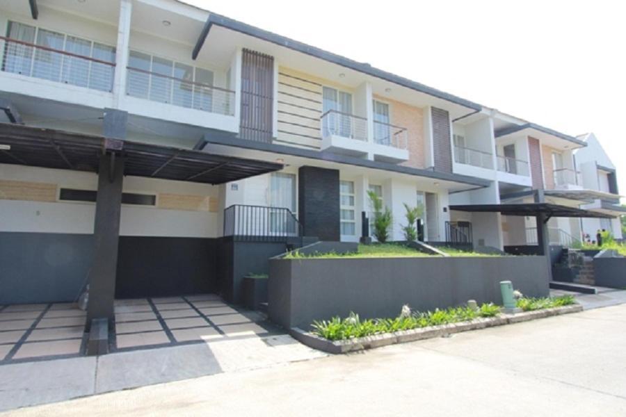 R Hotel Rancamaya Bogor Esterno foto