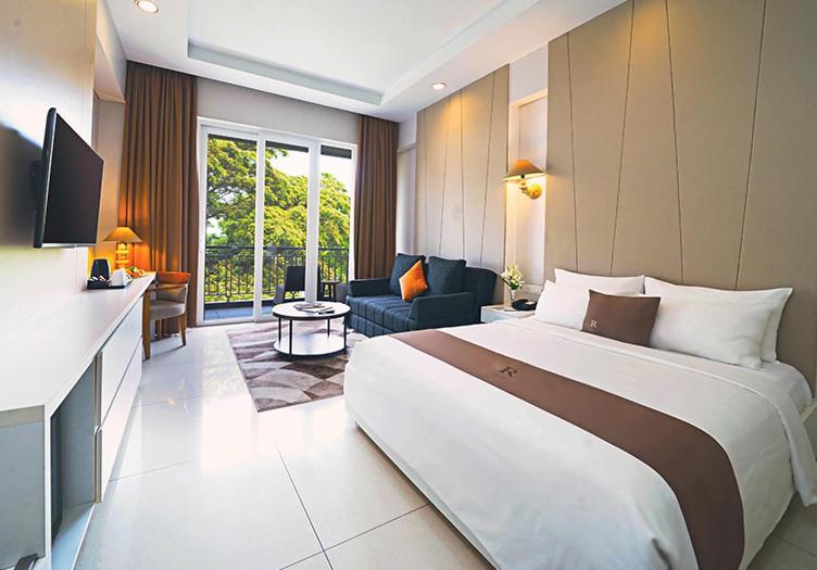 R Hotel Rancamaya Bogor Esterno foto