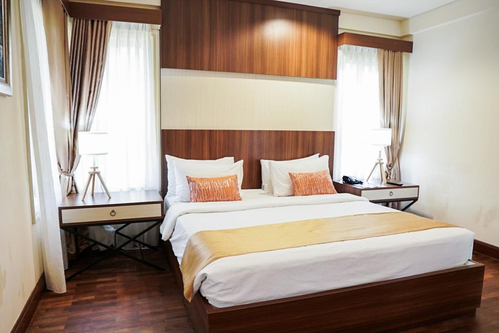 R Hotel Rancamaya Bogor Esterno foto