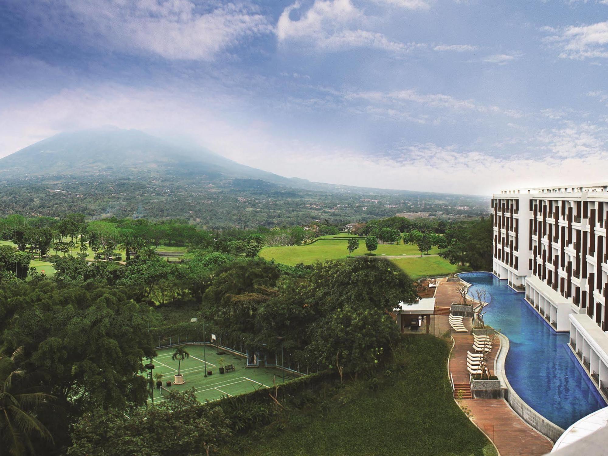 R Hotel Rancamaya Bogor Esterno foto