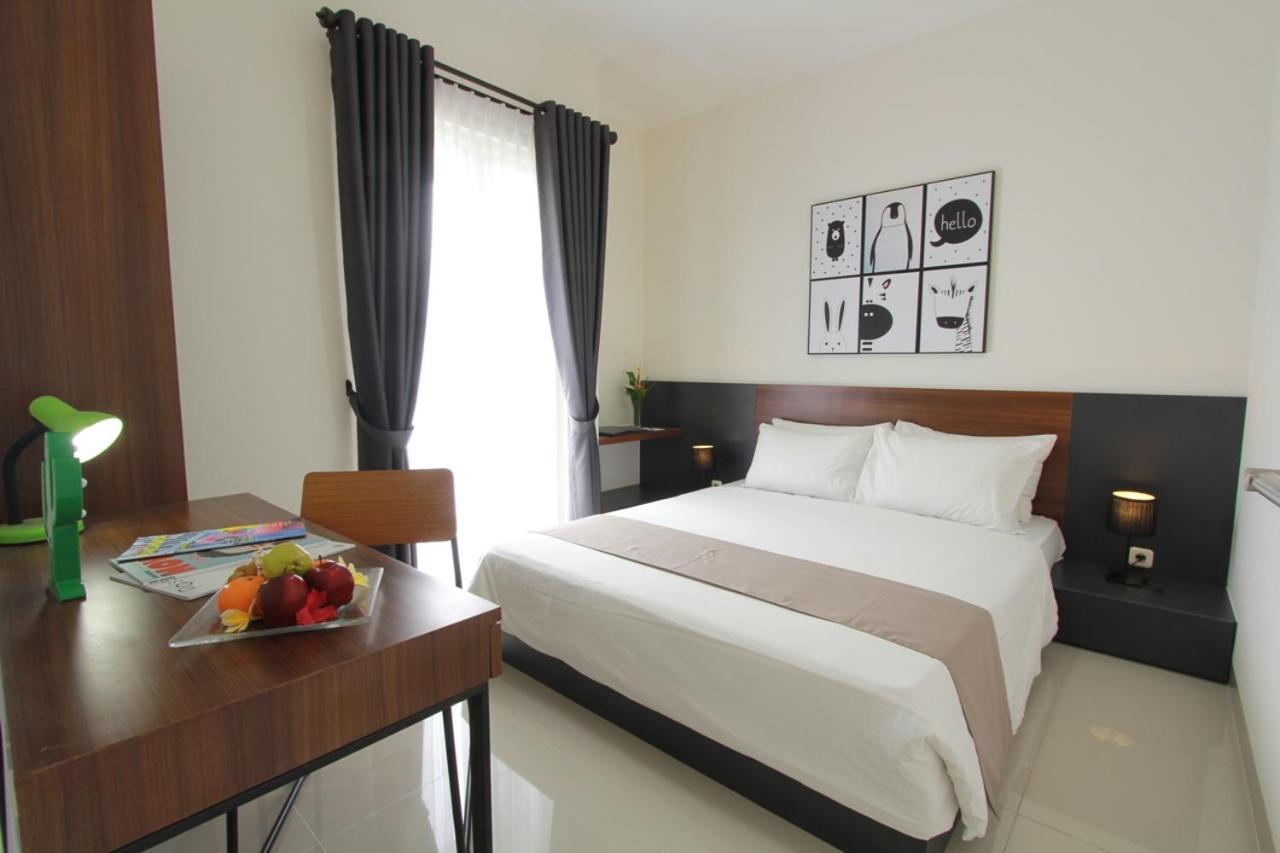 R Hotel Rancamaya Bogor Esterno foto